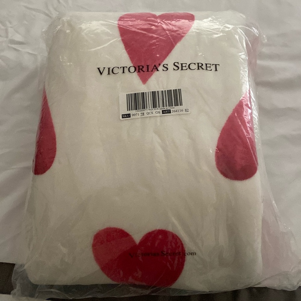 Victoria”s Secret Sherpa Blanket